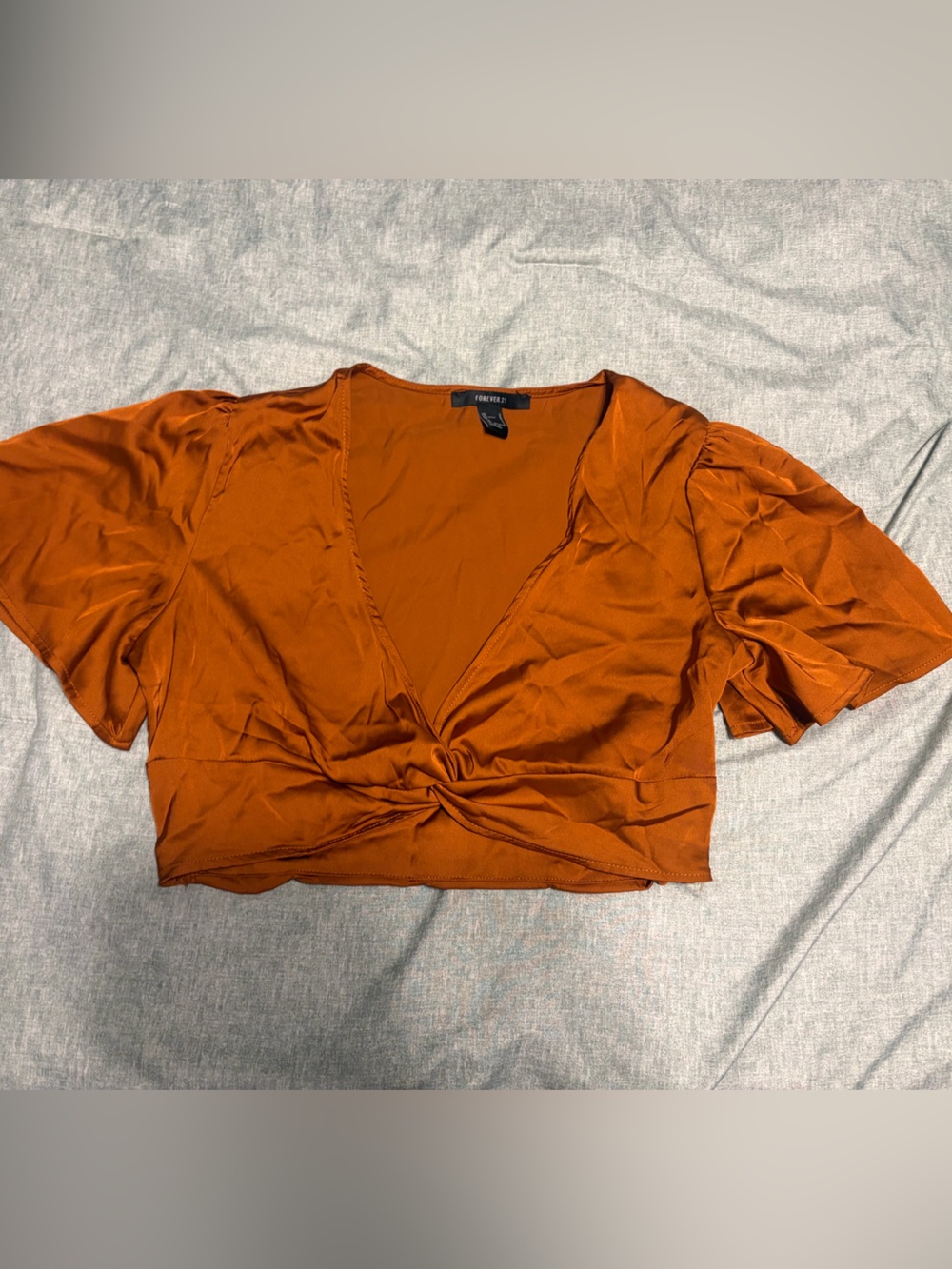 Cute Forever 21 Rust Orange V-Neck Short Sleeve Women’s Going Out Shirt